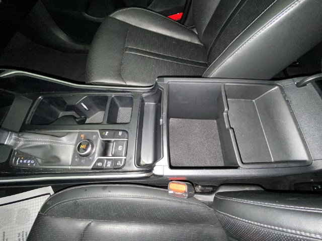 2024 Kia Sorento S - Photo 21
