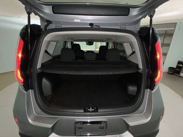 2023 Kia Soul EX - Photo 24
