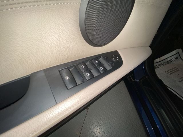 2011 BMW 3 Series 328i - Photo 13