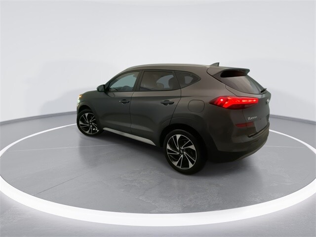 2020 Hyundai Tucson Sport photo 2