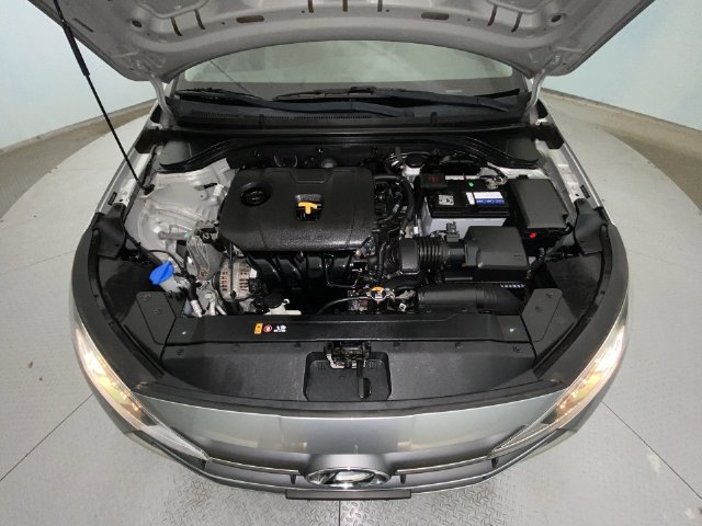 2020 Hyundai Elantra SE - Photo 24