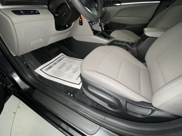 2020 Hyundai Elantra SE - Photo 11