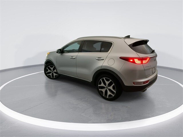 2017 Kia Sportage SX Turbo photo 2