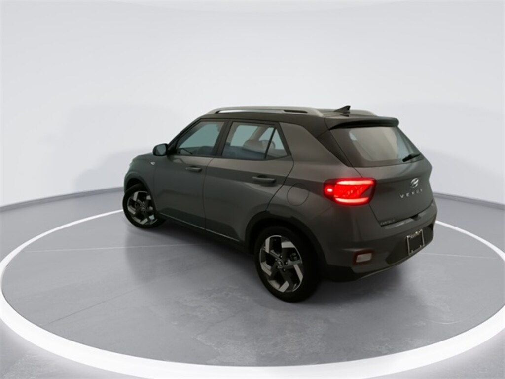 Used 2022 Hyundai Venue SEL SUV
