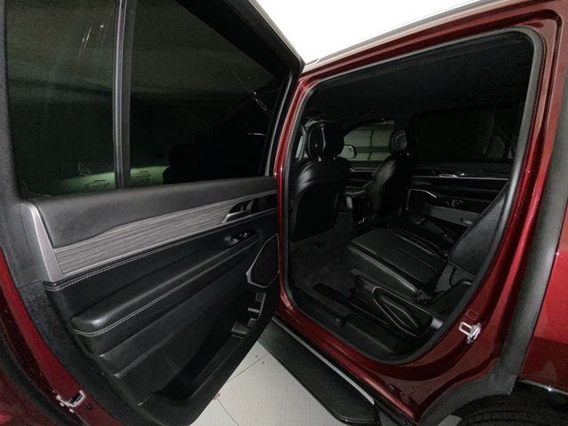 2022 Jeep Wagoneer Series III - Photo 22