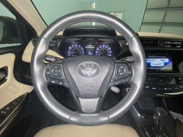 2016 Toyota Avalon Limited - Photo 14