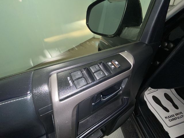2020 Toyota 4Runner SR5 - Photo 13