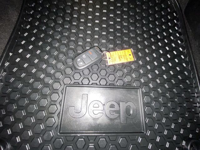 2022 Jeep Cherokee Trailhawk - Photo 29