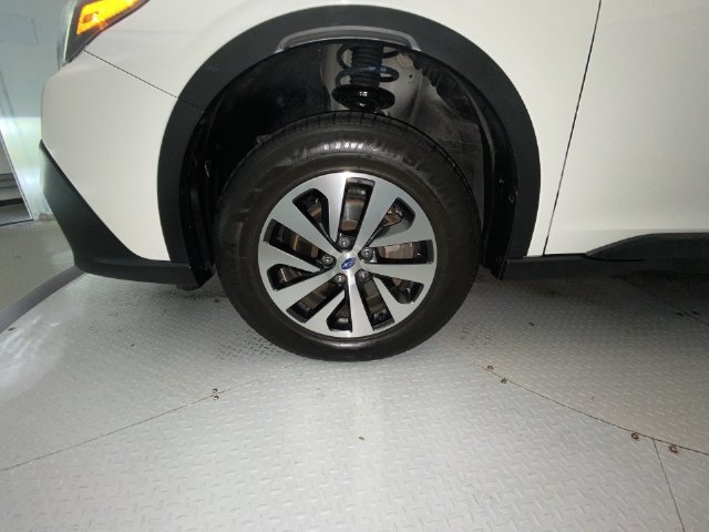2022 Subaru Outback Base - Photo 10