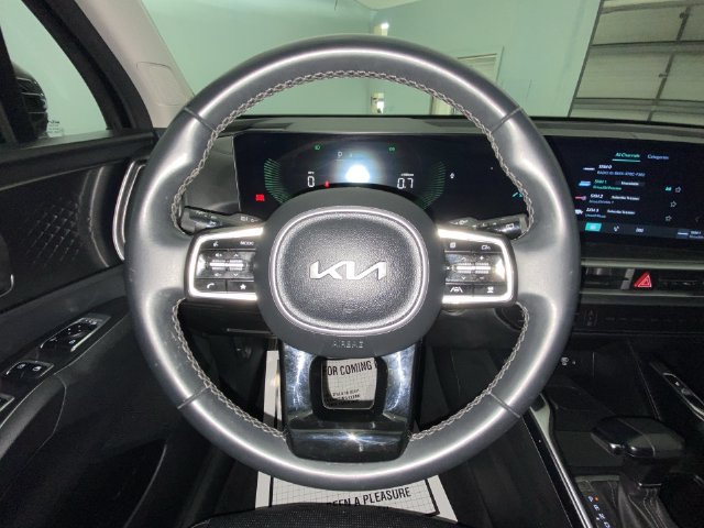 2024 Kia Sorento S - Photo 14