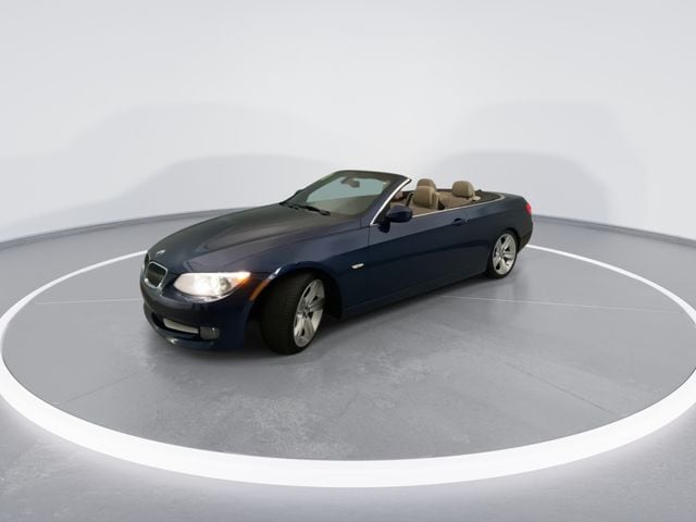 2011 BMW 3 Series 328i - Photo 2