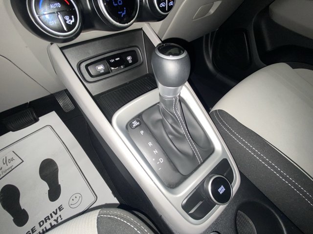 2024 Hyundai Venue SEL - Photo 19