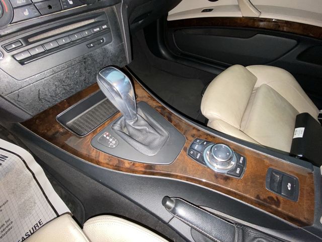 2011 BMW 3 Series 328i - Photo 18