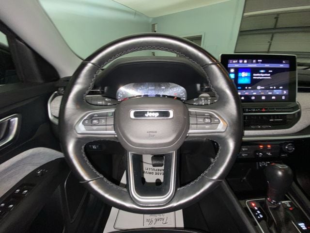 2022 Jeep Compass Latitude Lux - Photo 14