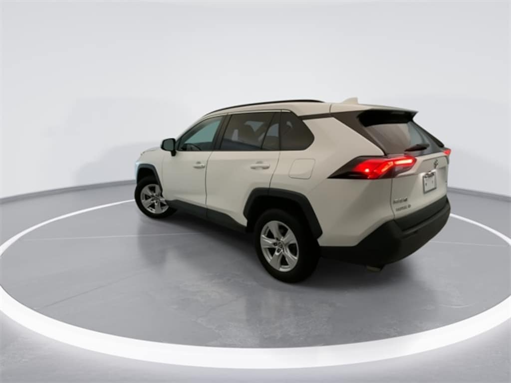Used 2021 Toyota RAV4 XLE SUV