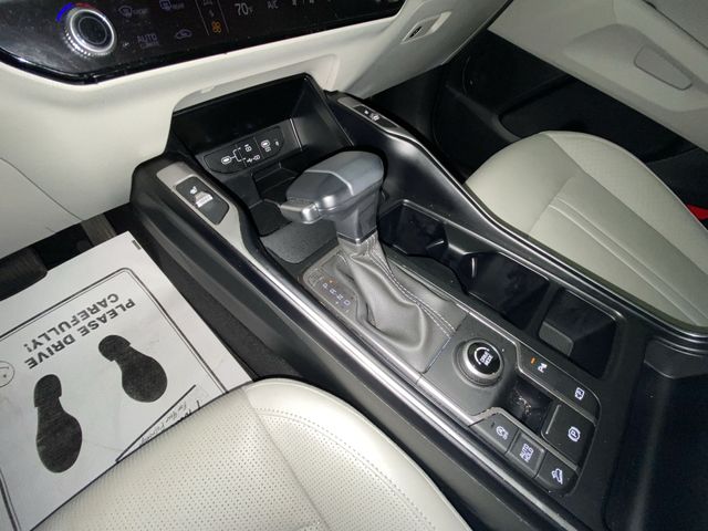 2025 Kia Sorento S - Photo 20
