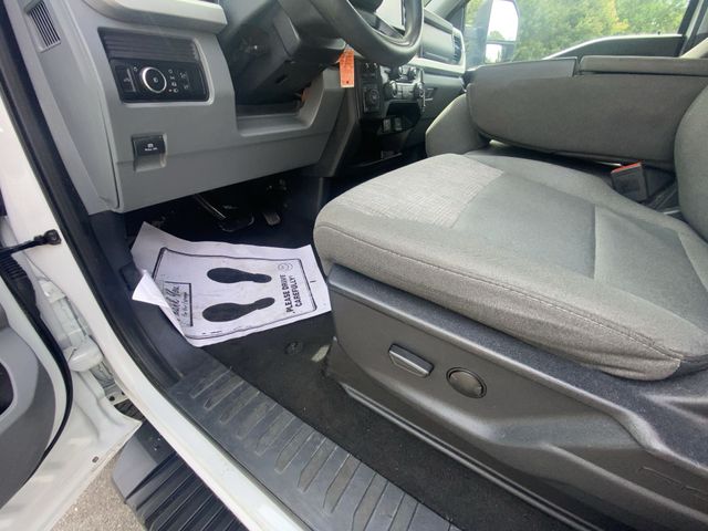 2025 Ford F-250 Super Duty XLT - Photo 12