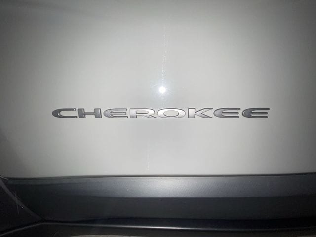 2022 Jeep Cherokee Trailhawk - Photo 25