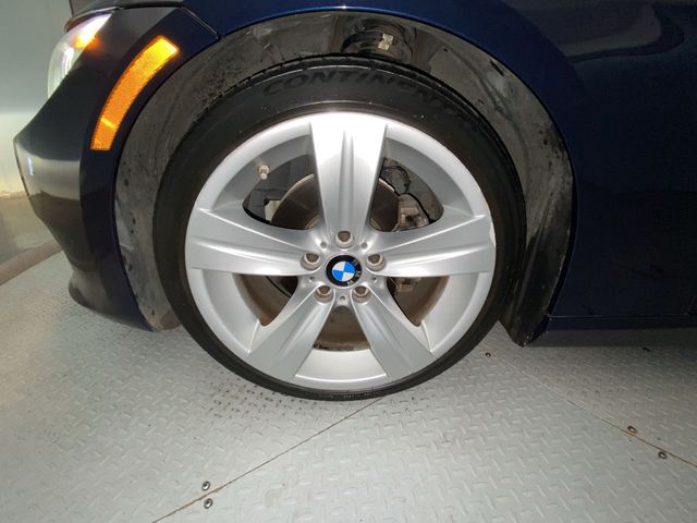 2011 BMW 3 Series 328i - Photo 10
