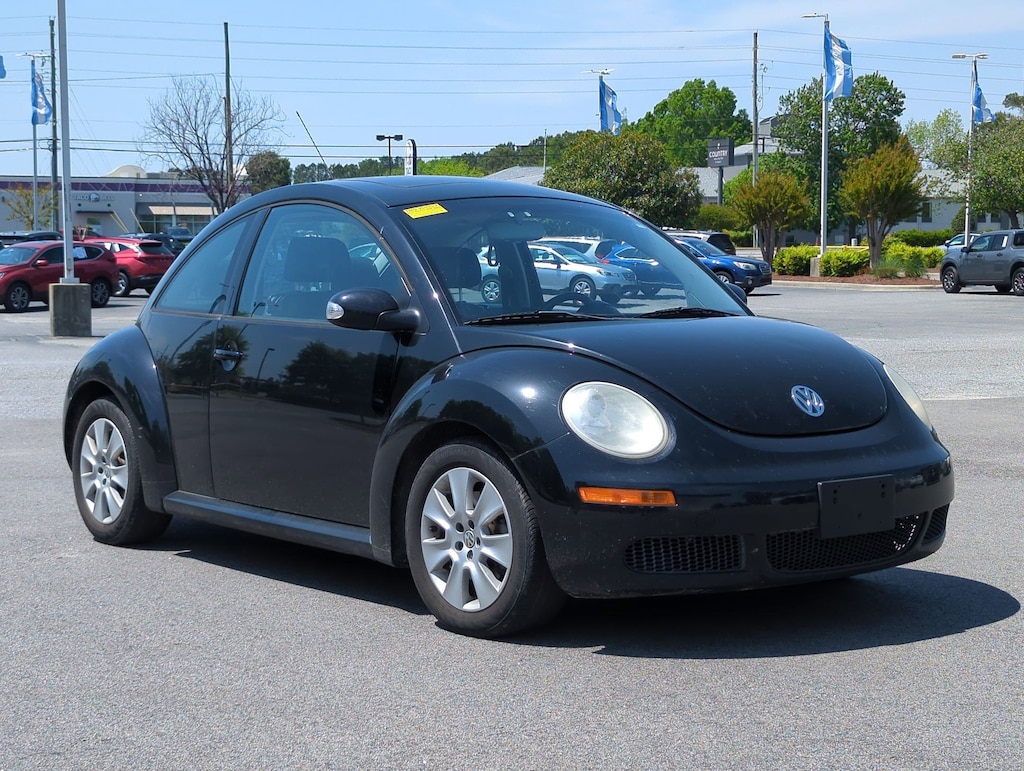 Used 2009 Volkswagen New Beetle Coupe S Man S