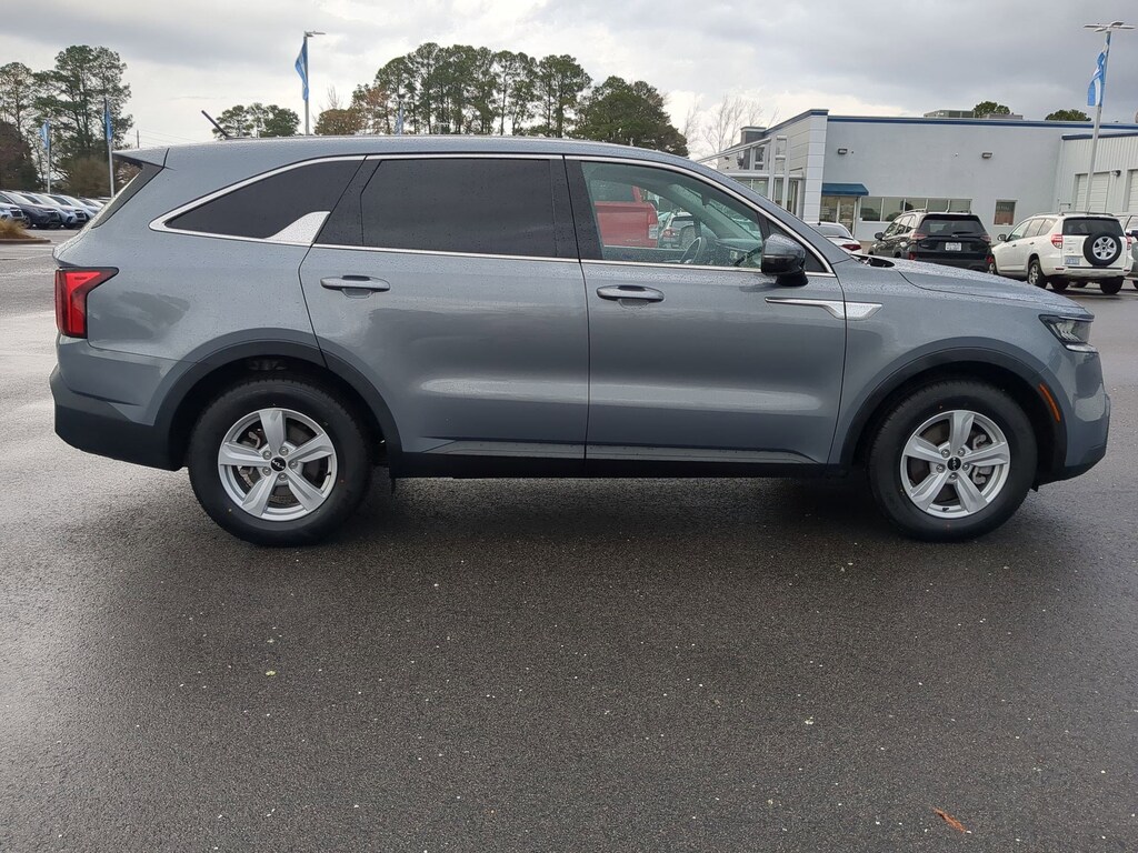 Used 2022 Kia Sorento LX LX FWD