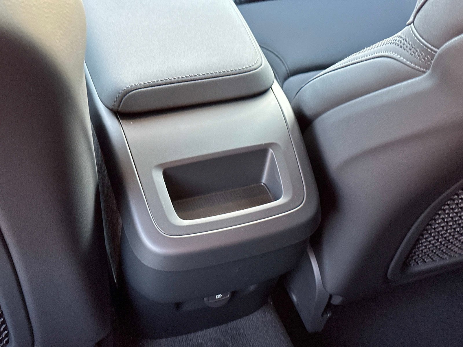 2026 Volvo XC60 Core - Photo 15