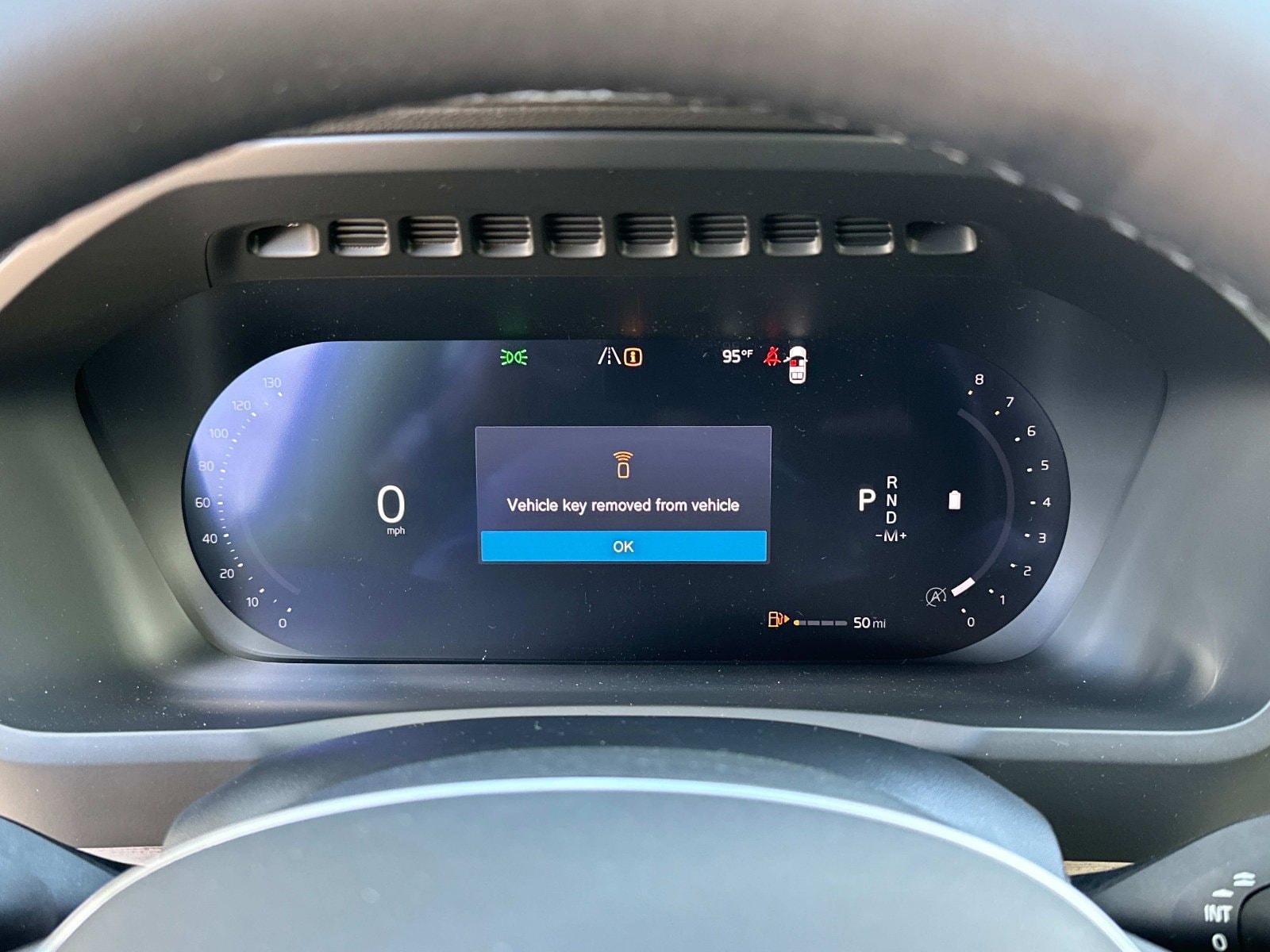 2026 Volvo XC90 Plus - Photo 24