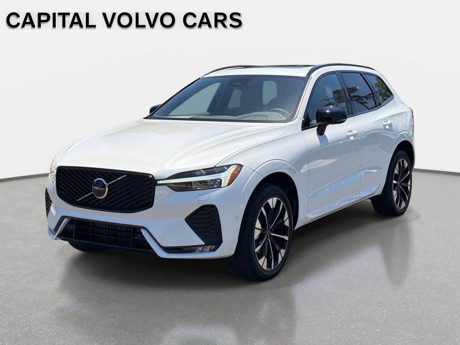 2026 Volvo XC60 B5 Plus Dark AWD's photo