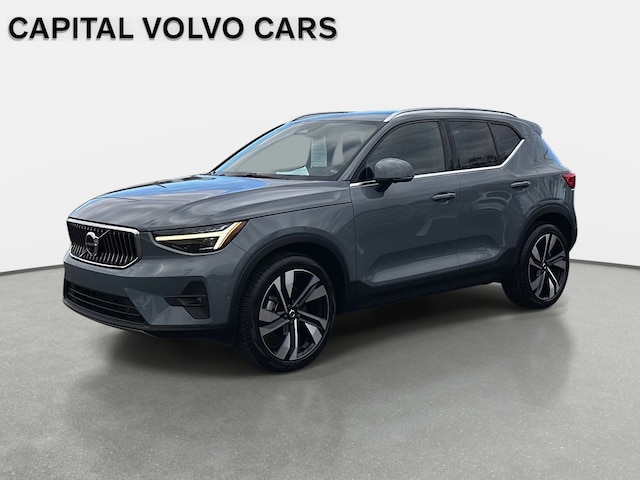 2023 Volvo XC40 B5 AWD Ultimate Bright SUV