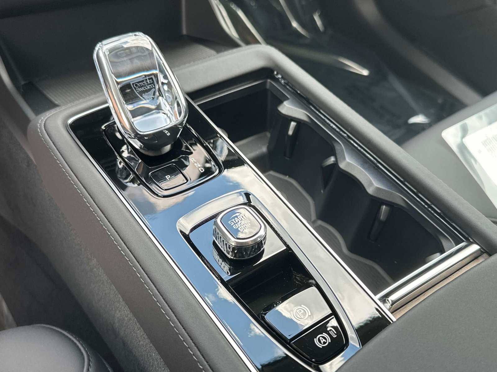 2026 Volvo XC90 Plus - Photo 22