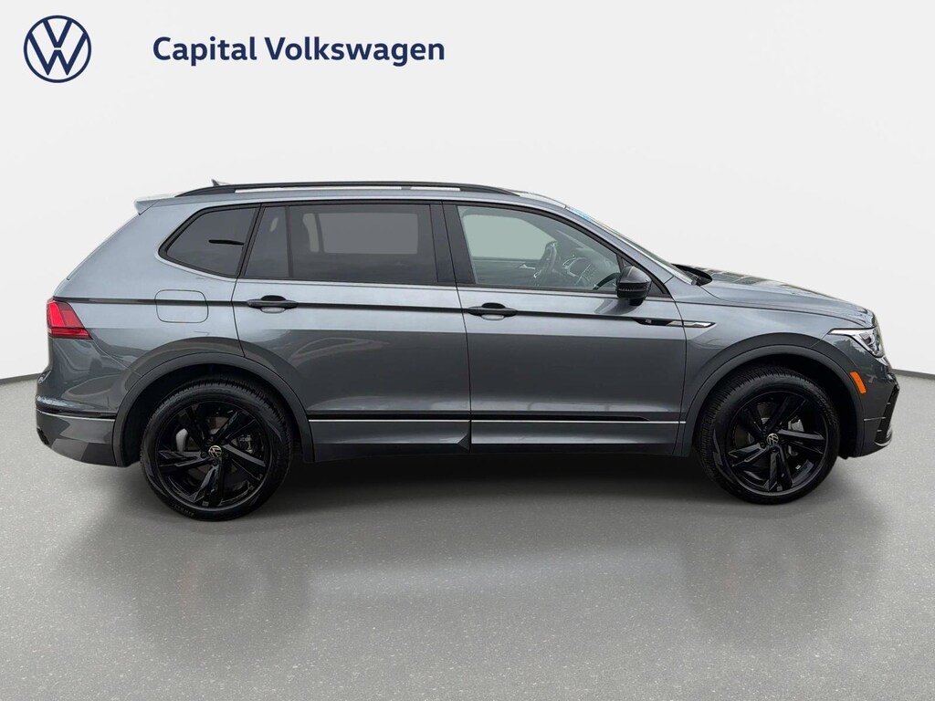 Used 2023 Volkswagen Tiguan 2.0T SE R-Line Black SUV