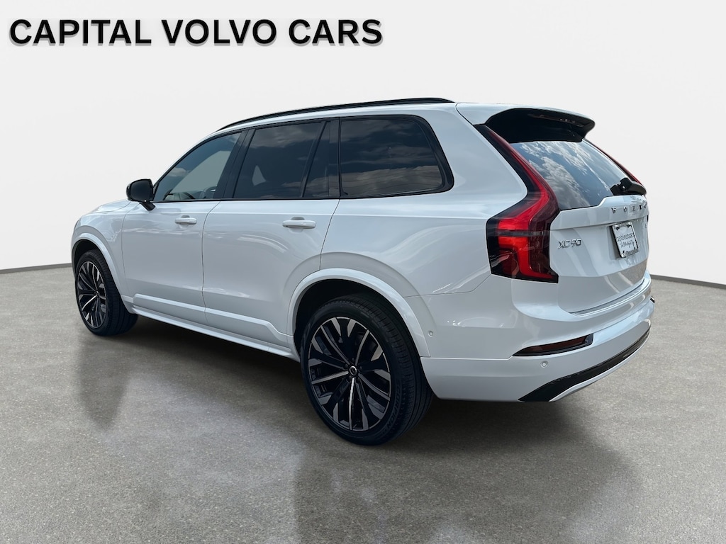 New 2026 Volvo XC90 B6 Ultra Dark Theme 7-Seater SUV