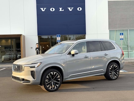 2025 Volvo XC90 plug-in hybrid T8 (2025.5) Plus 7-Seater SUV