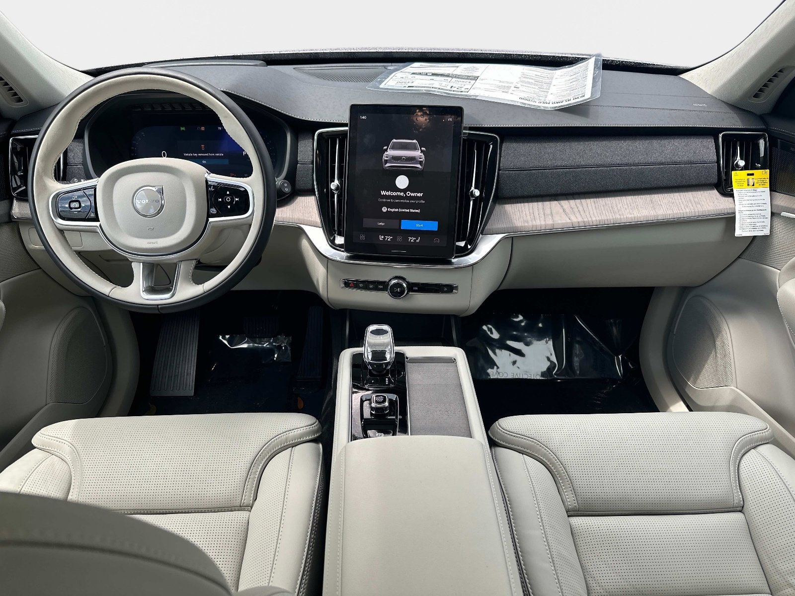 2026 Volvo XC90 Ultra - Photo 13