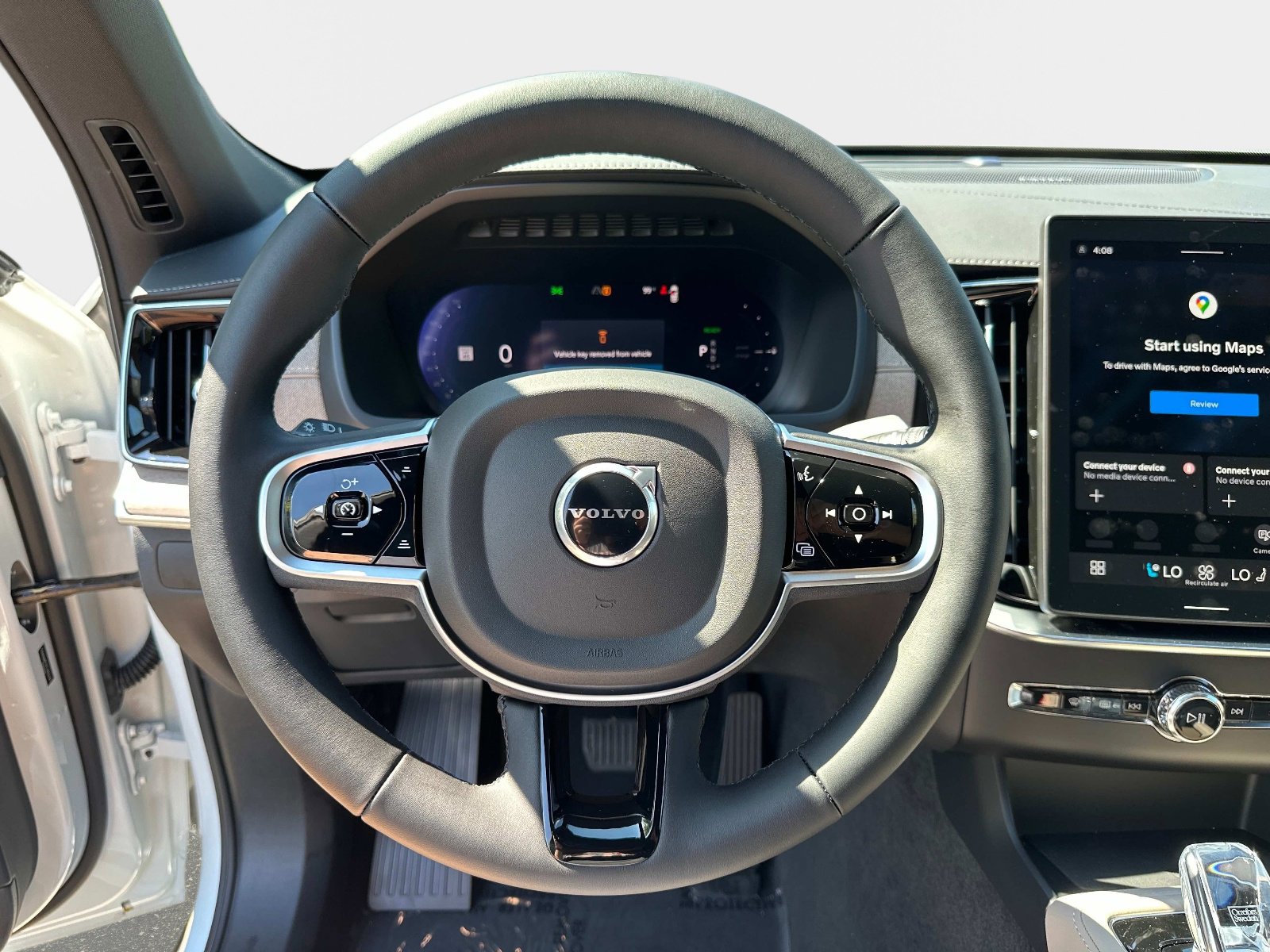 2026 Volvo XC90 Ultra - Photo 23