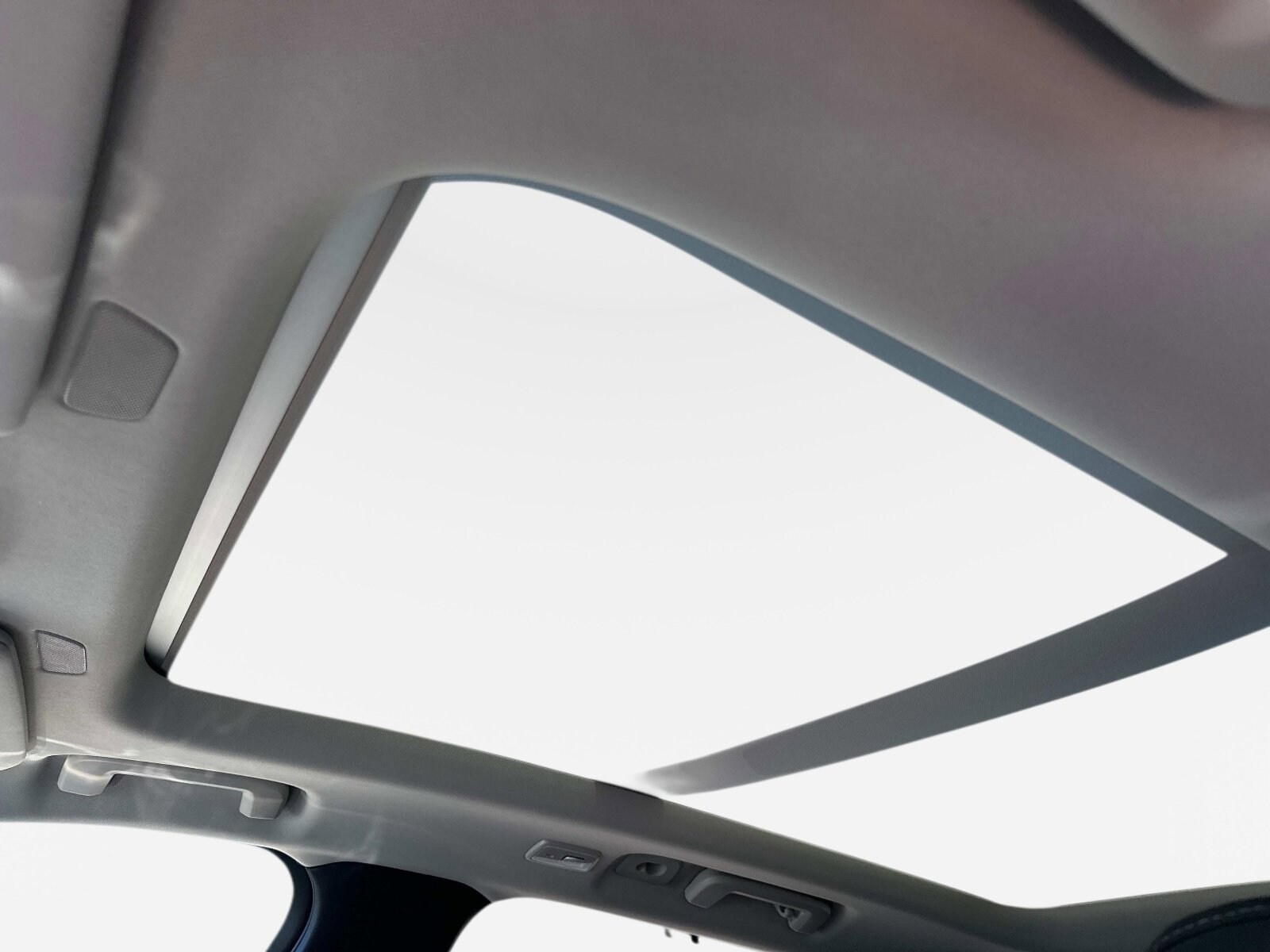 2026 Volvo XC90 Ultra - Photo 29