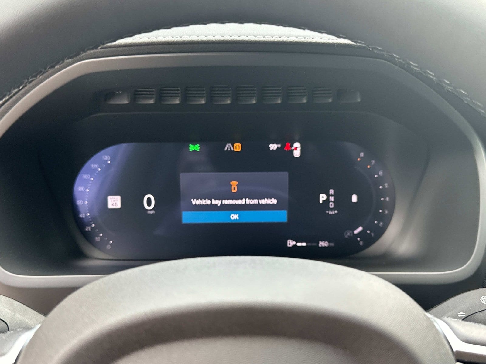 2026 Volvo XC90 Plus - Photo 24