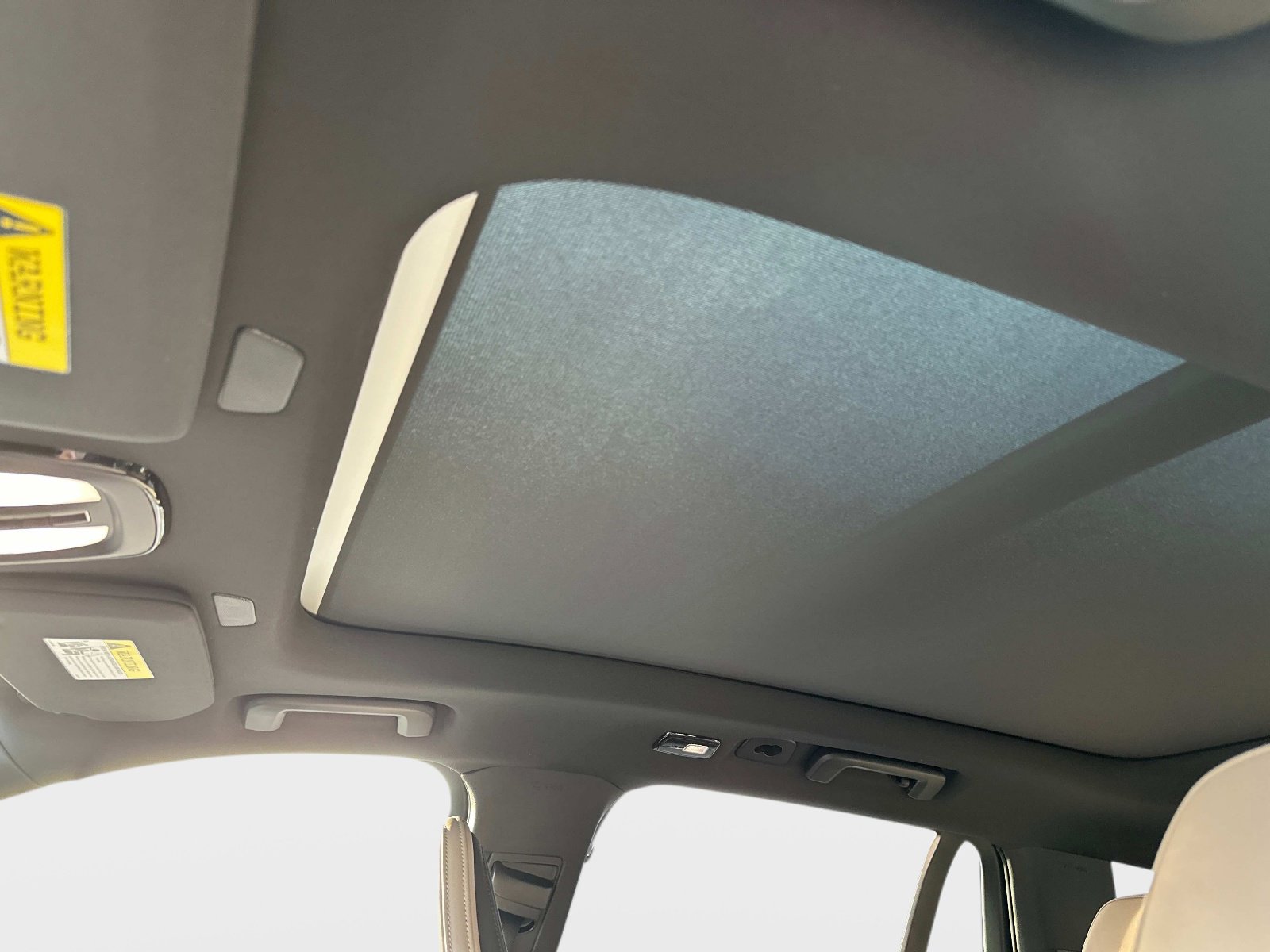 2026 Volvo XC90 Plus - Photo 29
