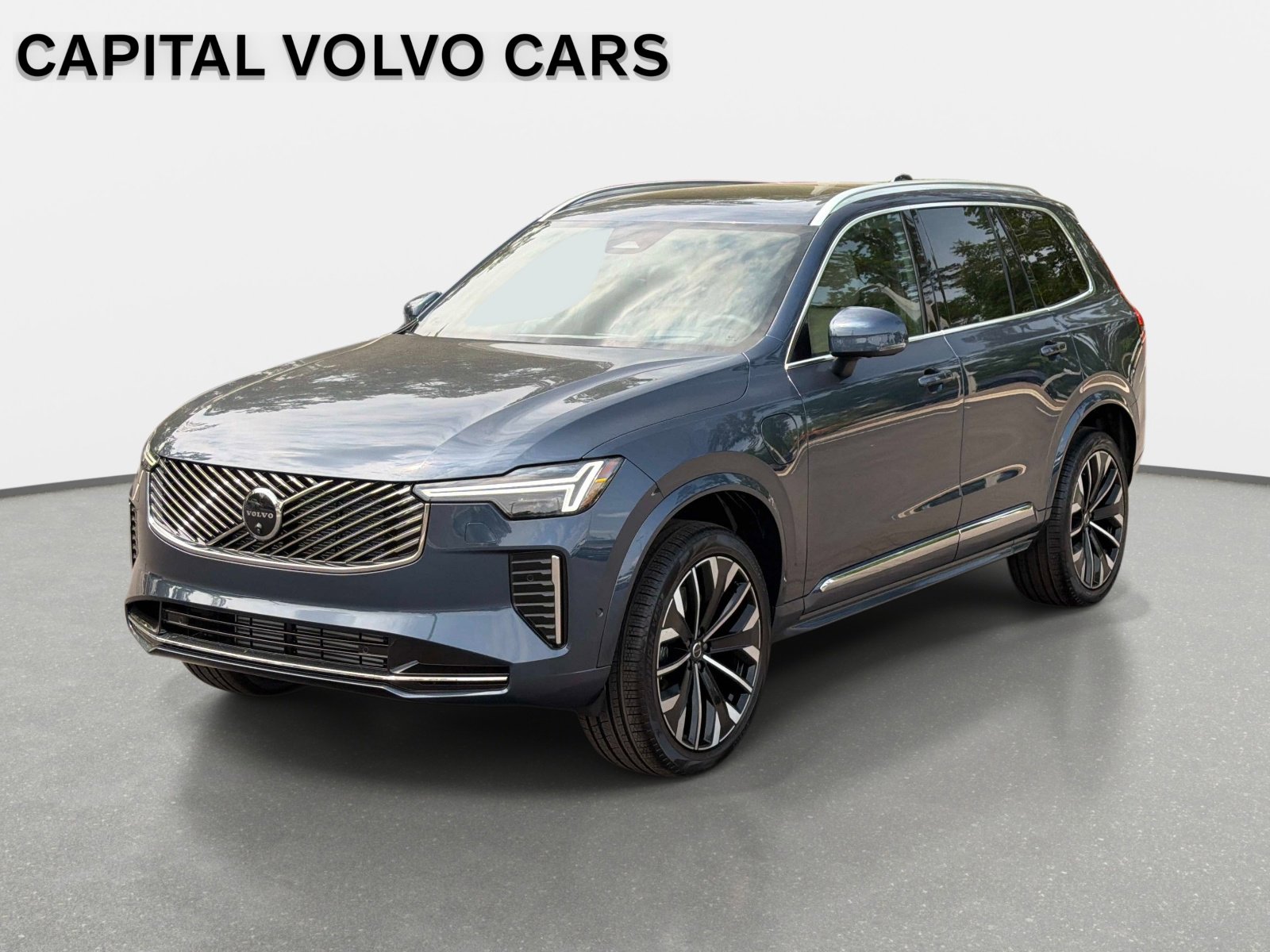 2026 Volvo XC90 T8 Recharge Ultra Bright 4WD's photo