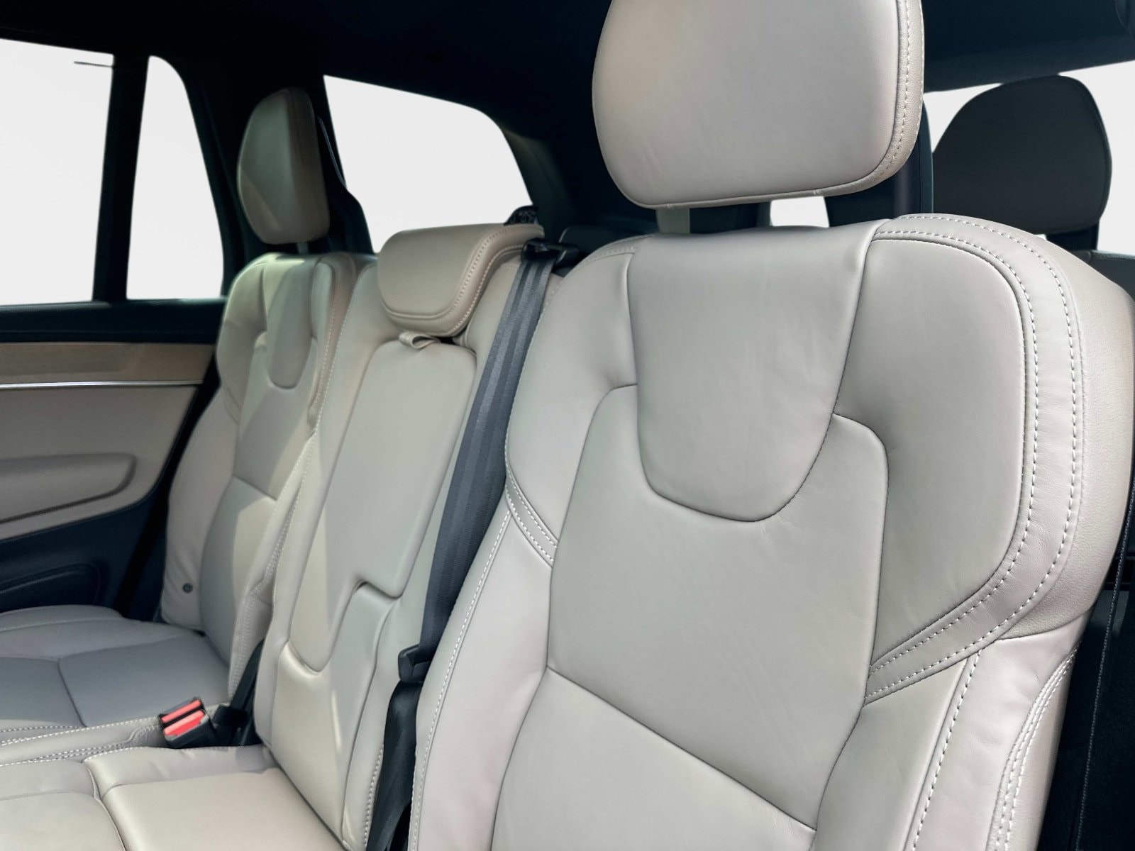 2026 Volvo XC90 Ultra - Photo 11