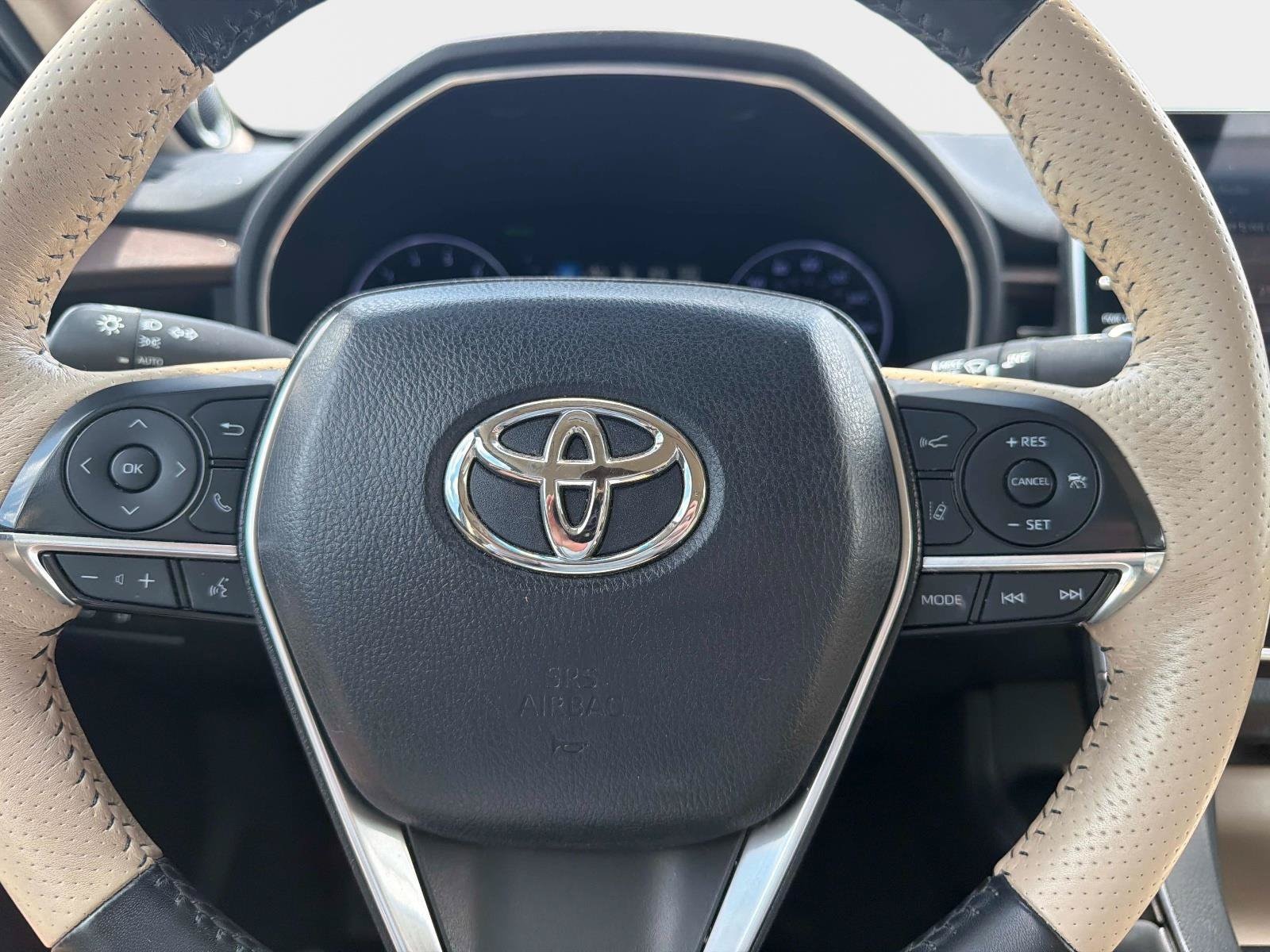 2019 Toyota Avalon 25