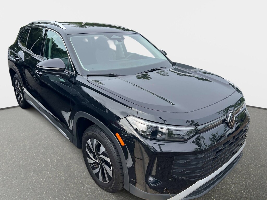 Used 2025 Volkswagen Tiguan 2.0T S SUV