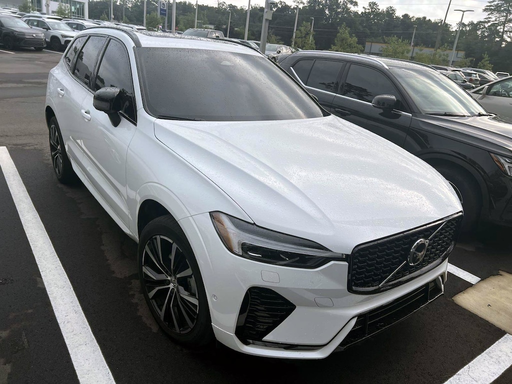 Used 2024 Volvo XC60 B5 Plus Dark SUV