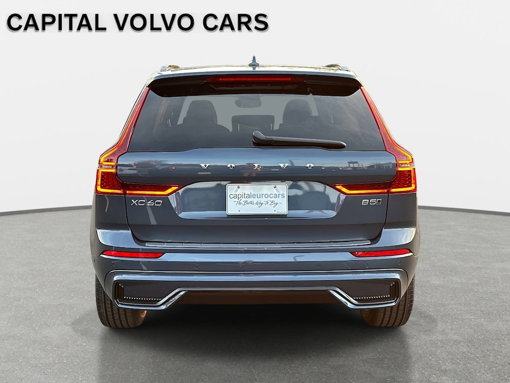 New 2026 Volvo XC60 B5 Plus SUV