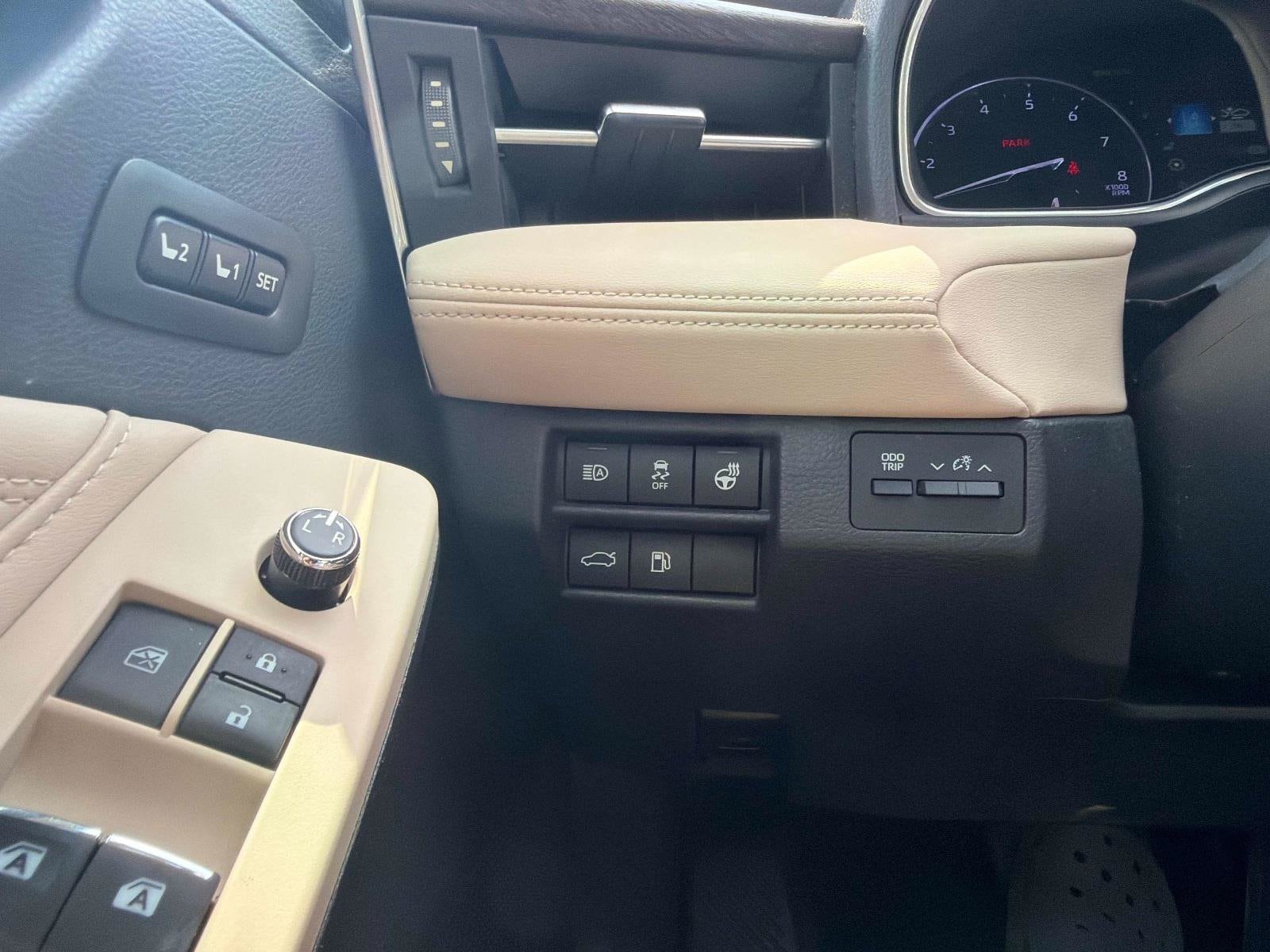 2019 Toyota Avalon 28