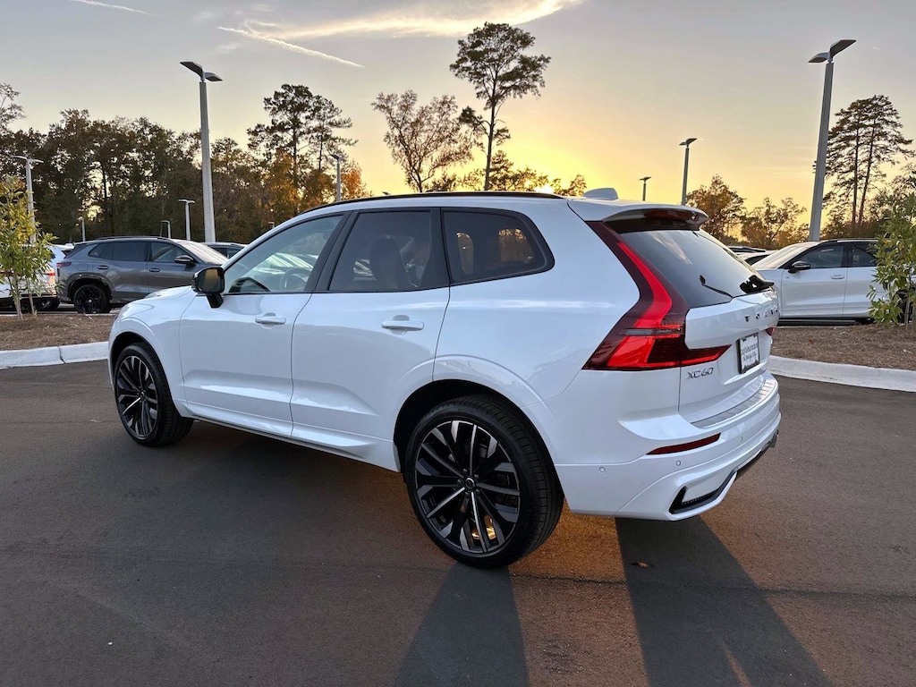 New 2026 Volvo XC60 B5 Ultra SUV