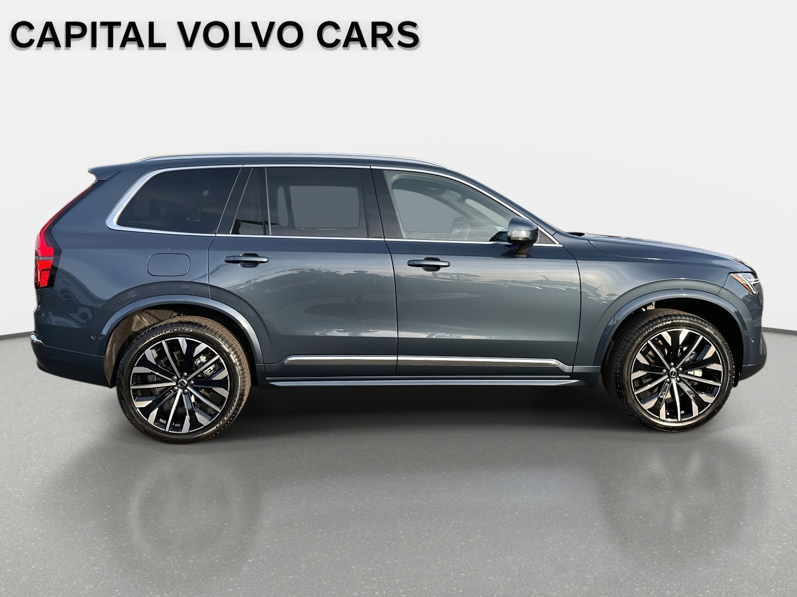 2026 Volvo XC90 Plus - Photo 6