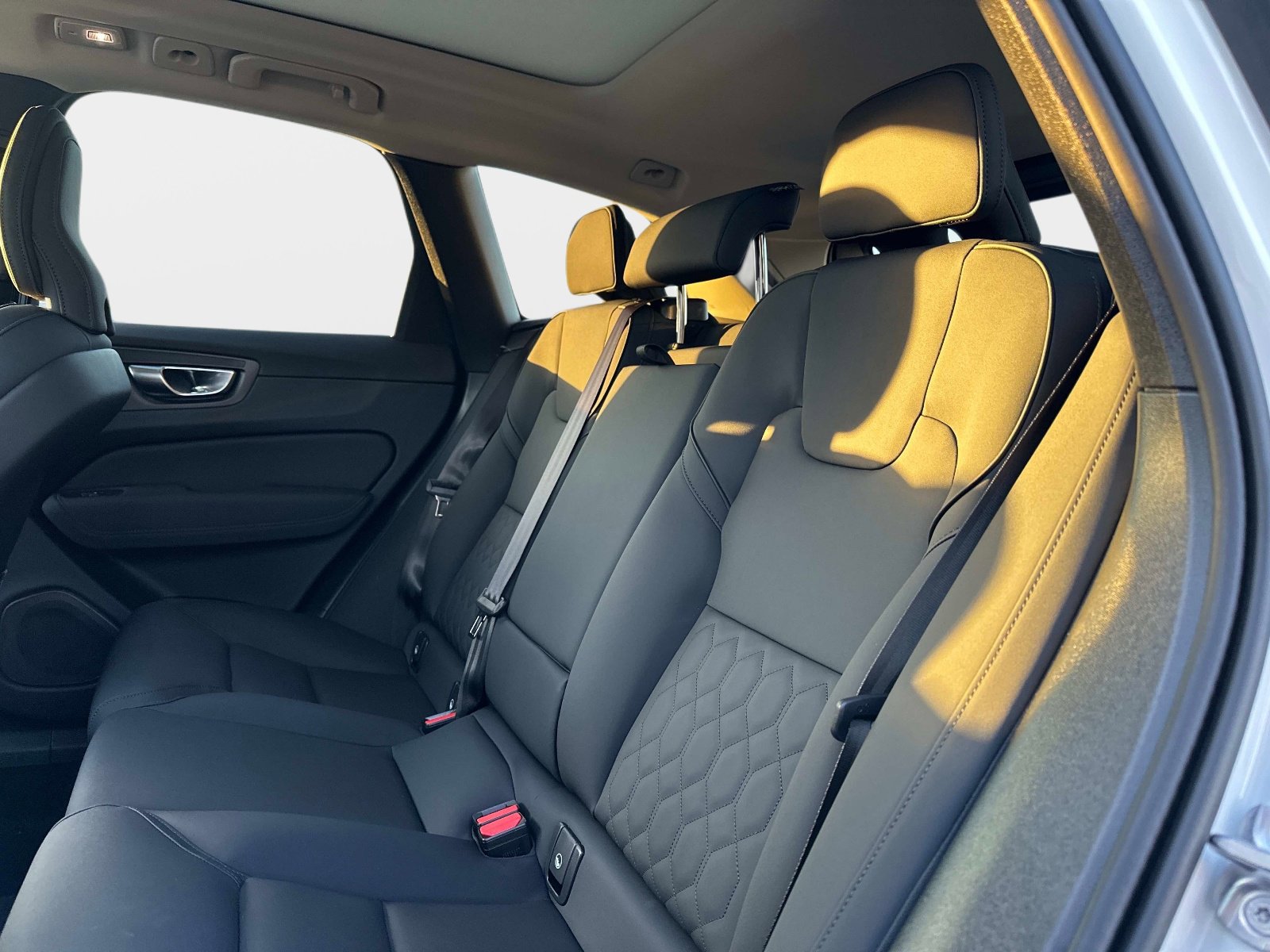 2026 Volvo XC60 Core - Photo 14
