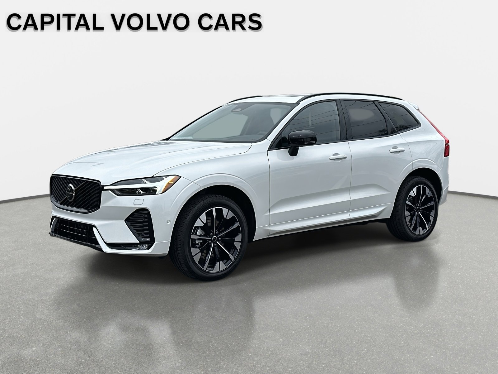 2026 Volvo XC60 B5 Plus Dark AWD's photo