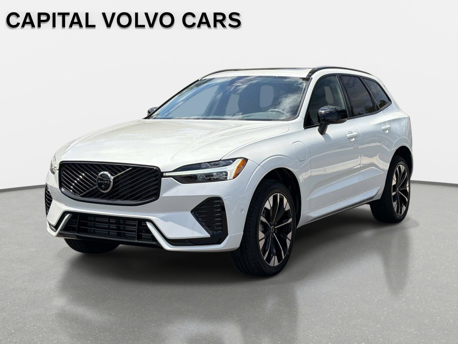 2026 Volvo XC60 T8 Plus Dark AWD's photo